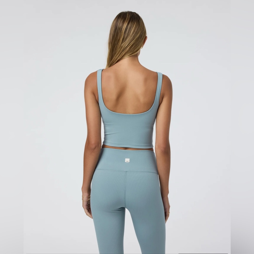 NWT Vuori inversion rib support tank in color mist, size XS never worn- set! - Picture 4 of 16